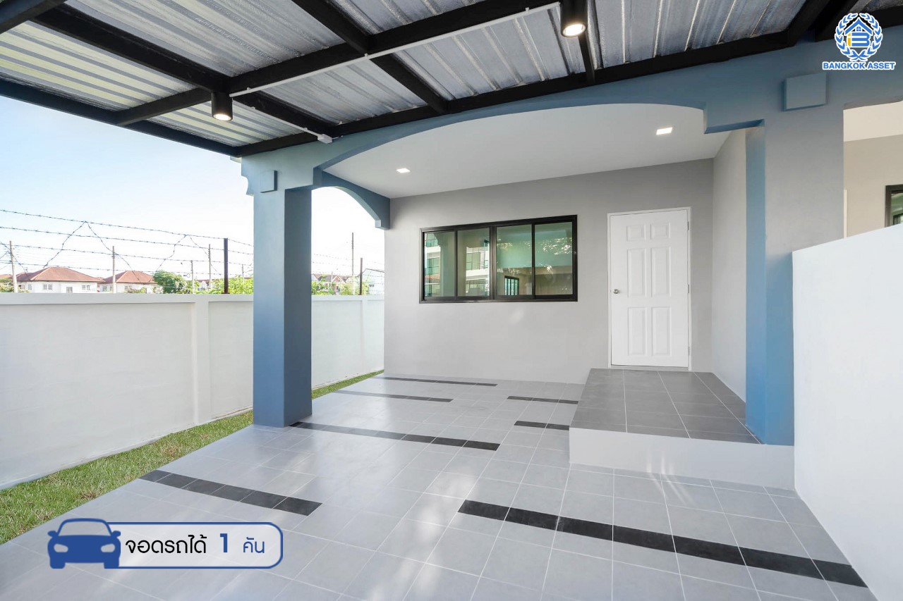 บ้านมือสองตกแต่งใหม่ ม.นันทนาการ์เด้นท์1 ราชพฤกษ์-ท่าอิฐ หลังมุม แบรนด์ Property Perfect หลังใหญ่พร้อมอยู่ เนื้อที่ 19.5 ตร.ว. ฟังก์ชัน 2 ห้องนอน 2 ห้องน้ำ บนทำเลเดินทางสะดวก เข้า-ออกได้ ทั้งถ.ราชพฤกษ์ และถ.รัตนาธิเบศร์ ใจกลาง 2 เซ็นทรัล และใกล้รถไฟฟ้าสถานี "บางรักน้อยท่าอิฐ" เพียง 5 นาที